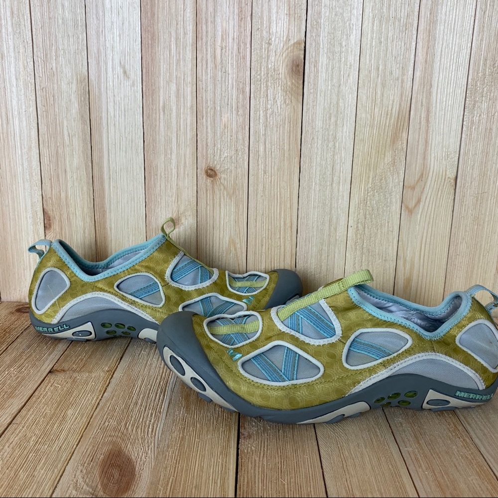 Merrell mangrove slip on laceless performance shoe